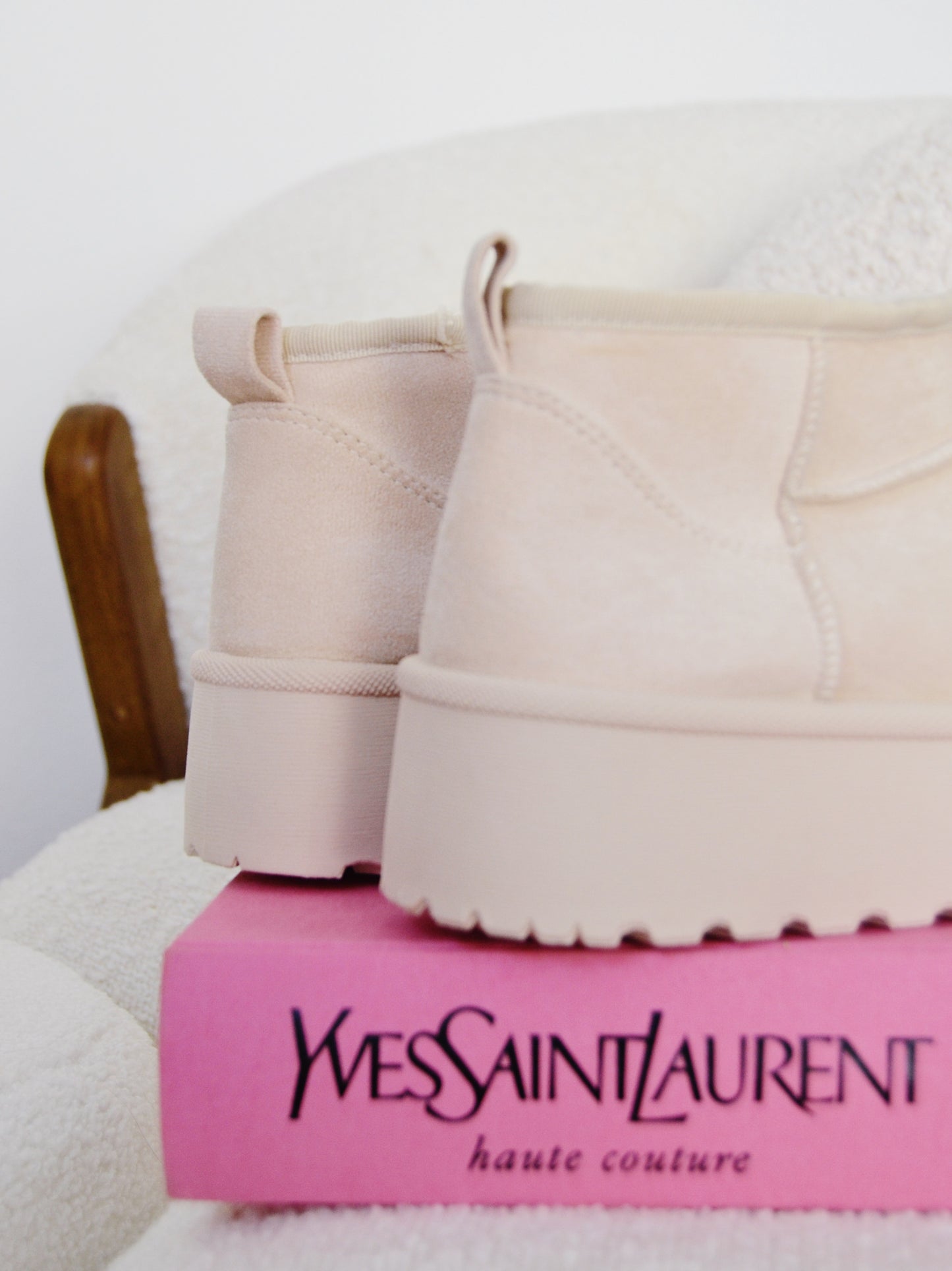 Botins Bege